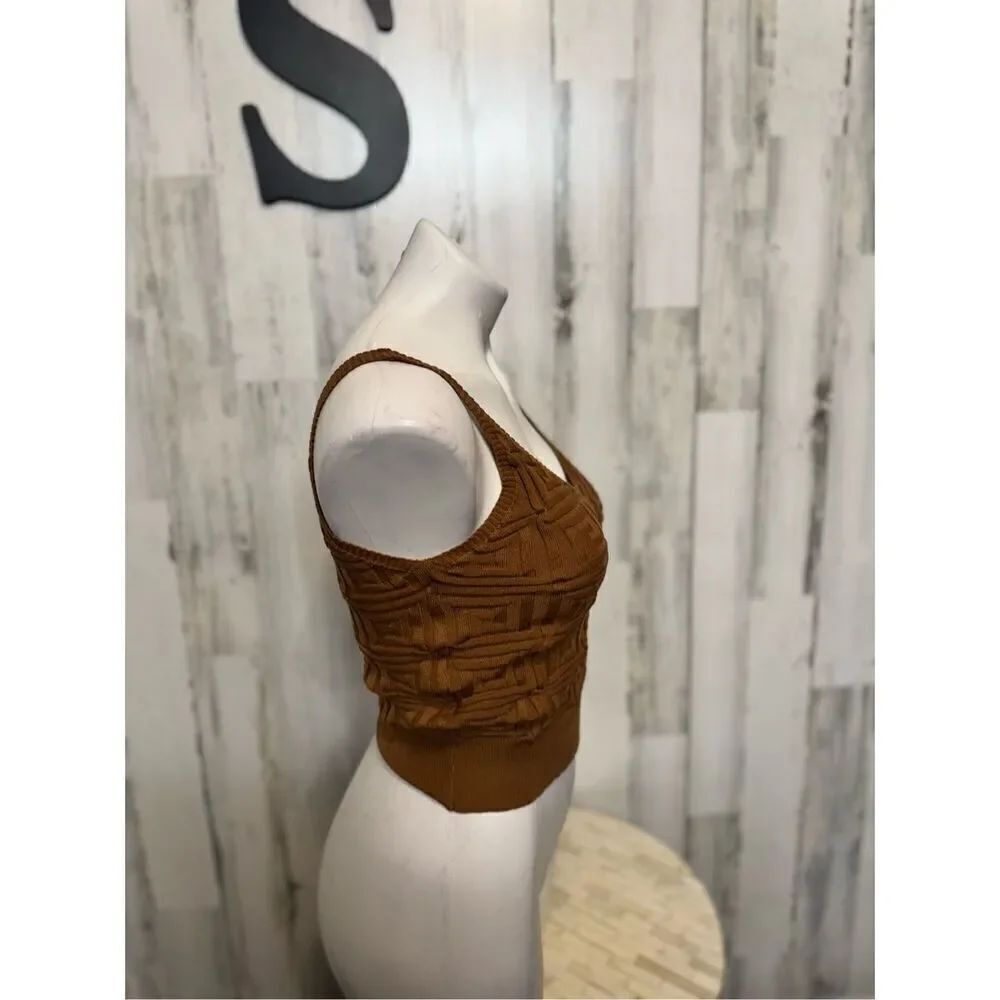 Brown tank top - Picture 7 of 8